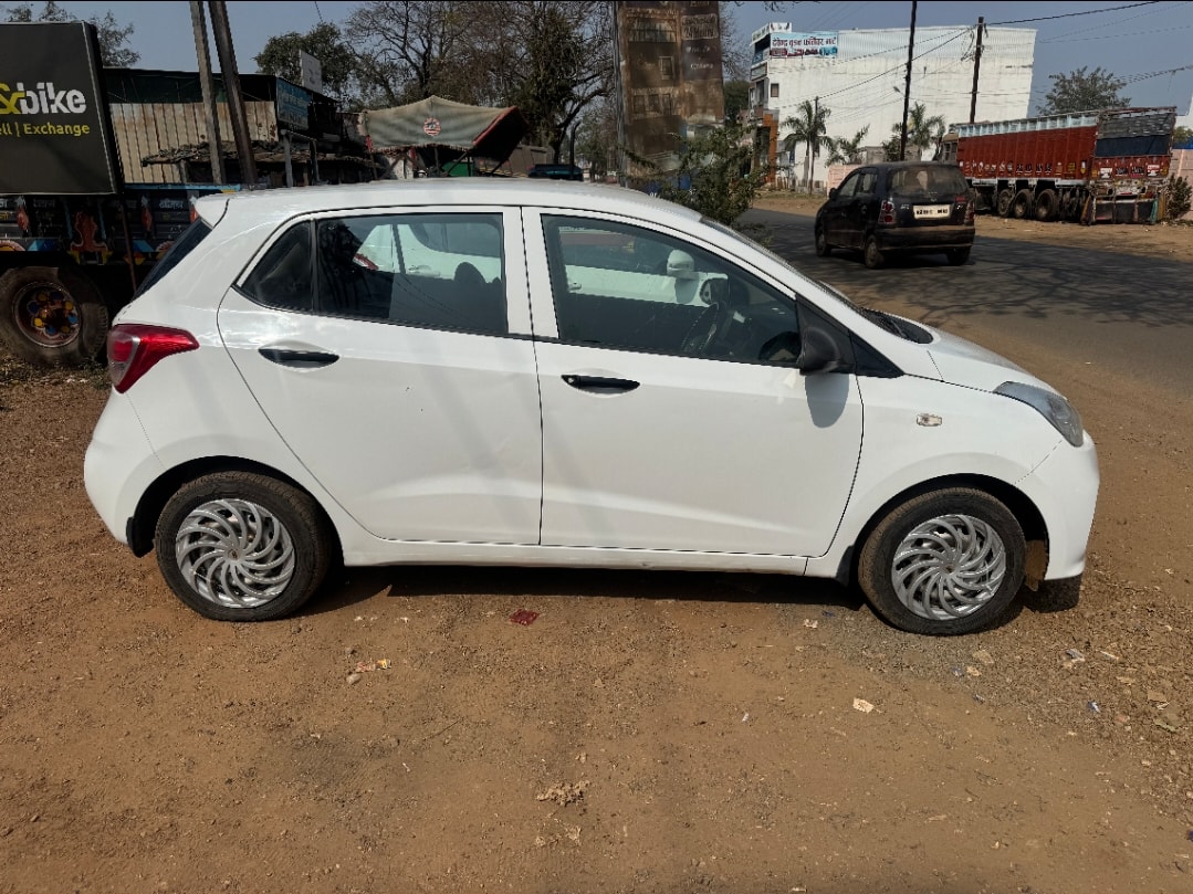 Used 2017 Hyundai Grand i10 Used 2017 Hyundai Grand i10