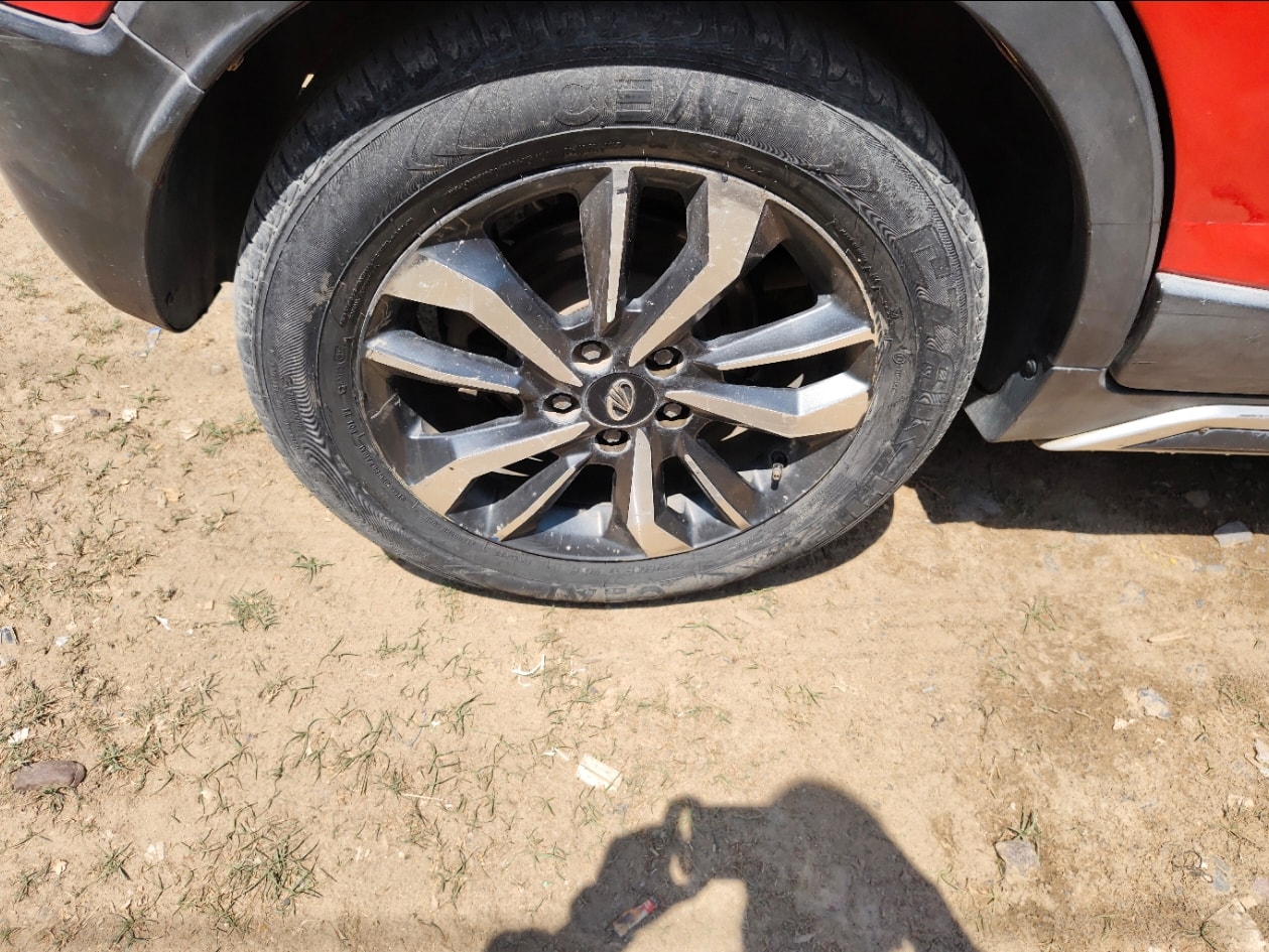 Used 2019 Mahindra XUV300 Used 2019 Mahindra XUV300