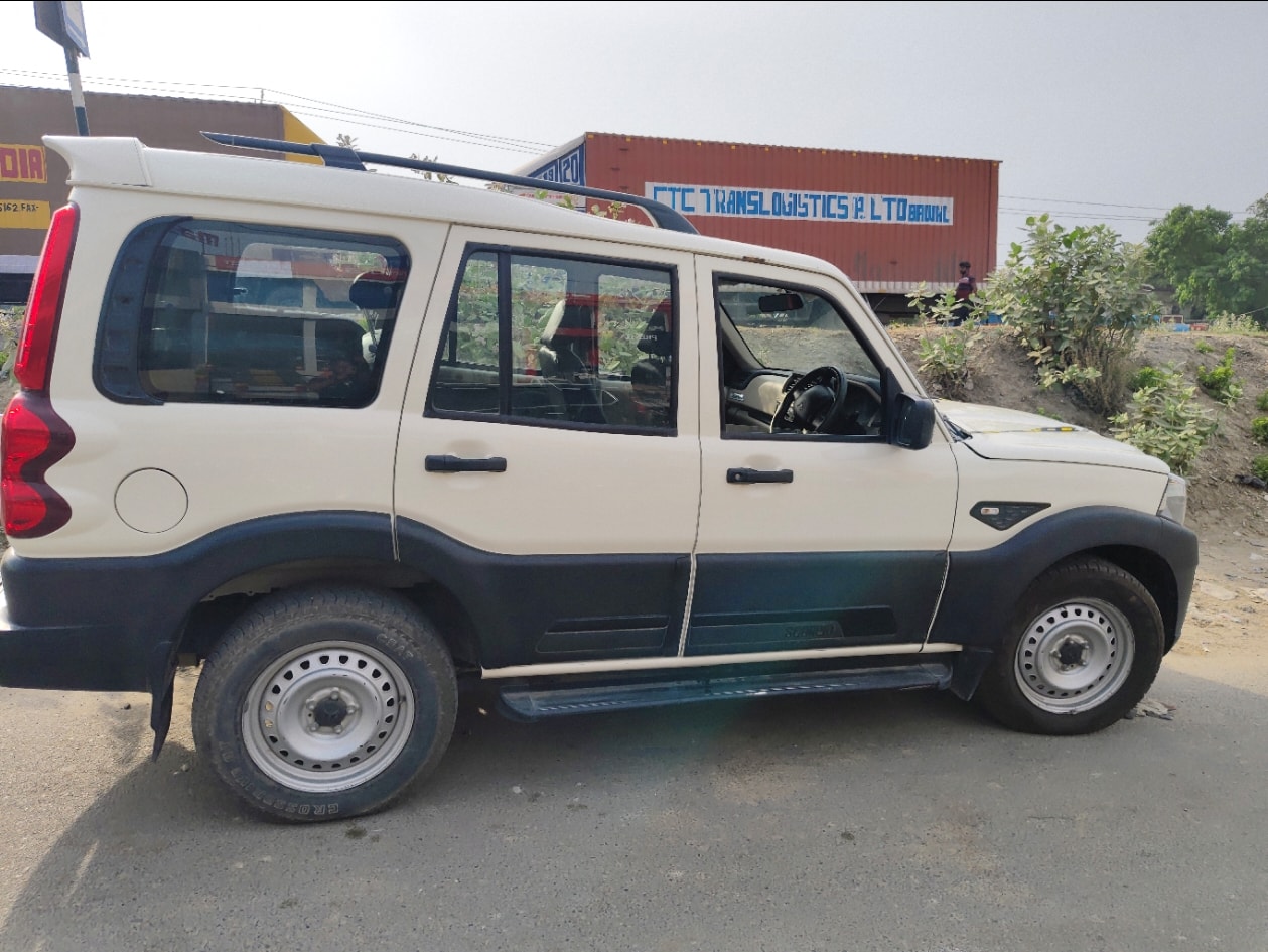 Used 2023 Mahindra Scorpio Classic Used 2023 Mahindra Scorpio Classic
