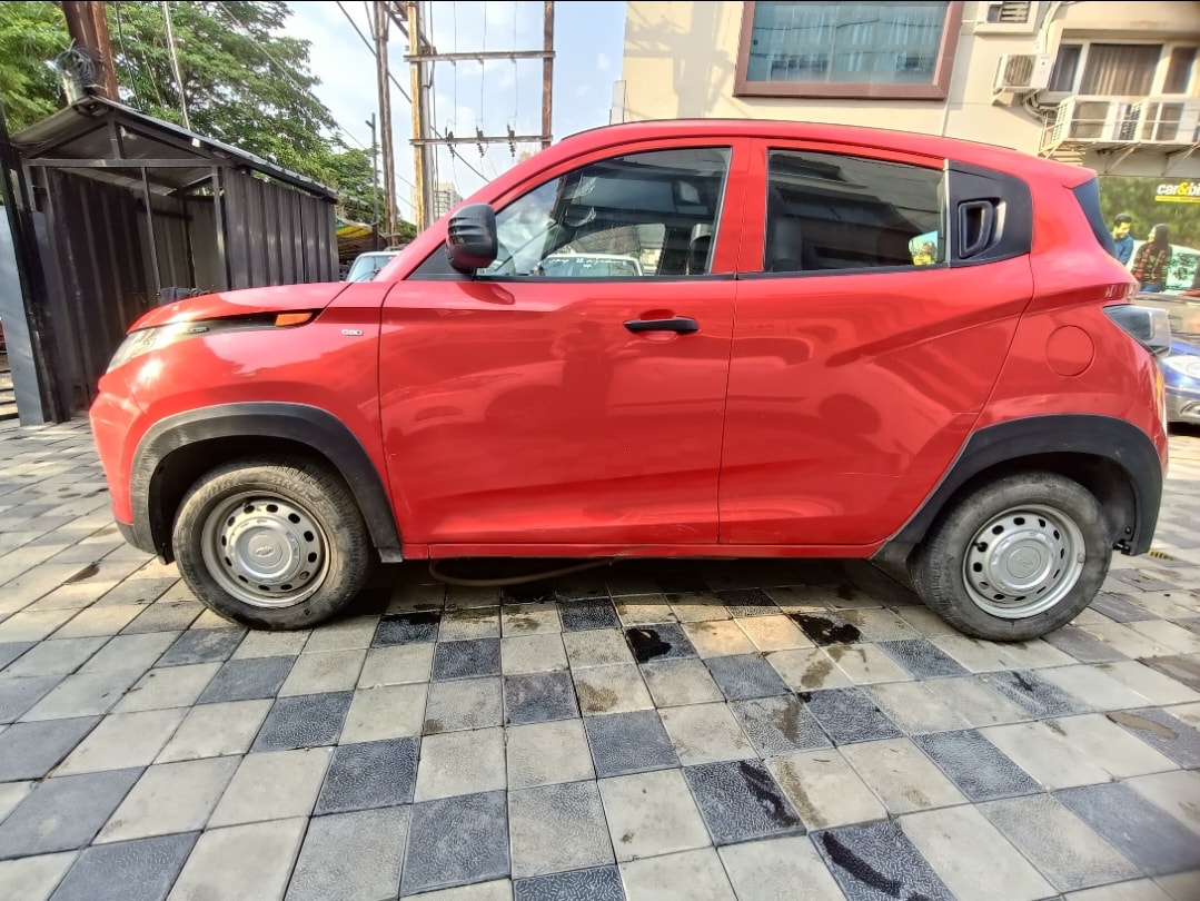Used 2020 Mahindra KUV100 Used 2020 Mahindra KUV100