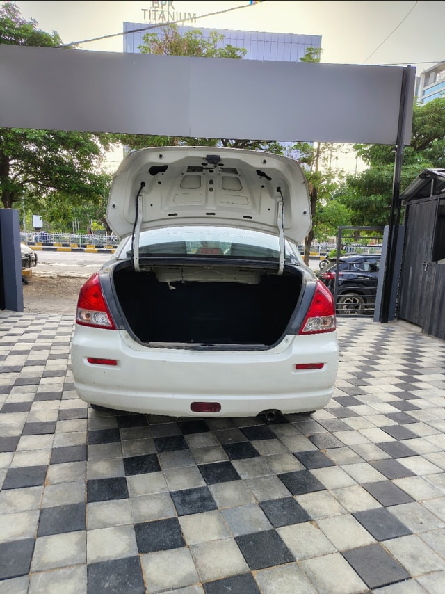 View Maruti Suzuki Swift DZire Image 10 Used Maruti Suzuki Swift DZire Image 10