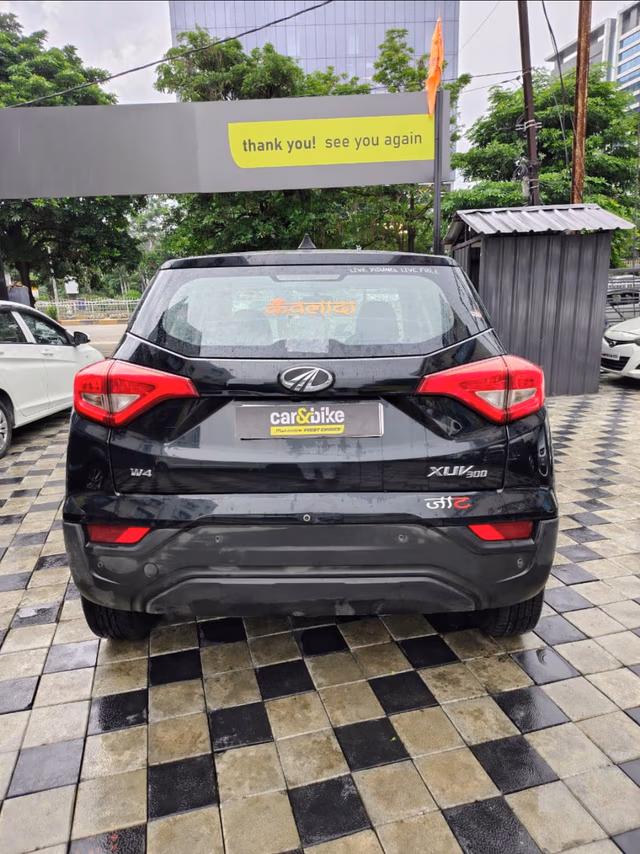 View Mahindra XUV300 Image 3 Used Mahindra XUV300 Image 3