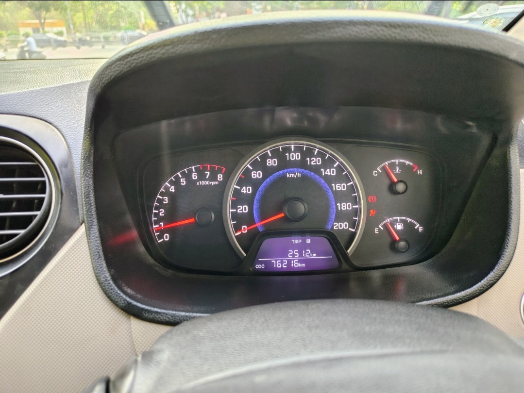 Used 2016 Hyundai Grand i10 Used 2016 Hyundai Grand i10