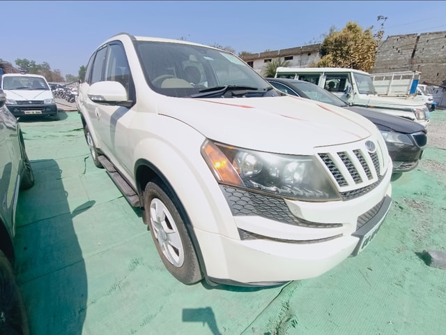 View Mahindra XUV500 Image 7 Used Mahindra XUV500 Image 7