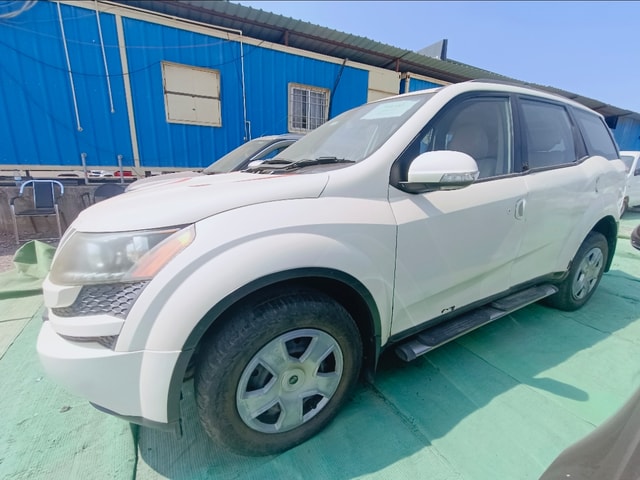 View Mahindra XUV500 Image 4 Used Mahindra XUV500 Image 4