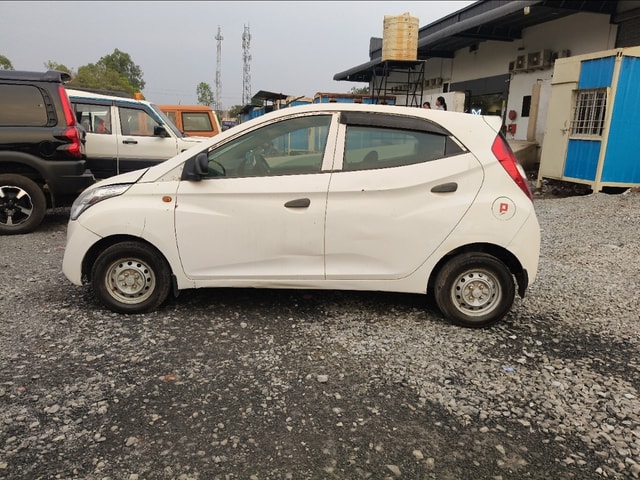 View Hyundai EON Image 4 Used Hyundai EON Image 4