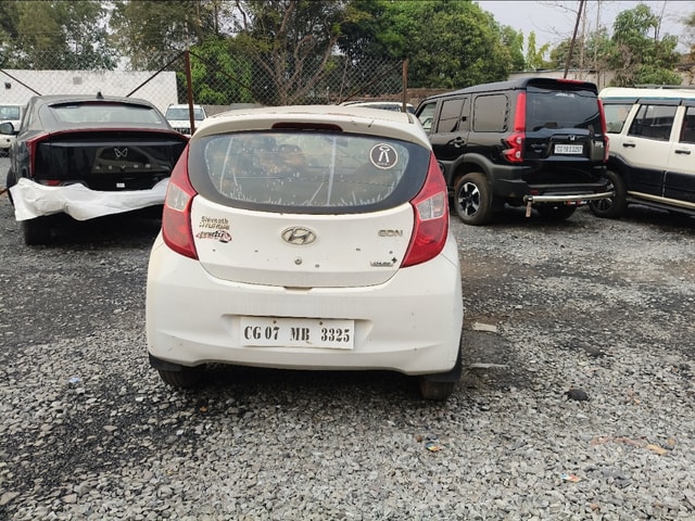 View Hyundai EON Image 3 Used Hyundai EON Image 3