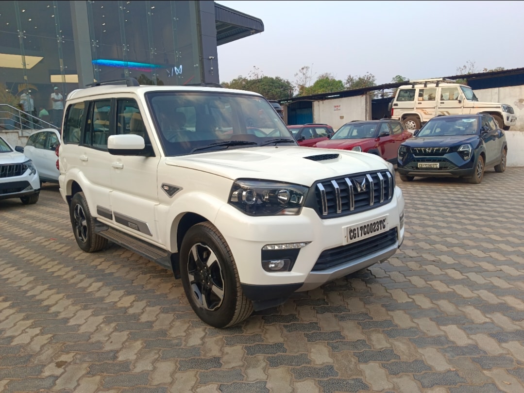 Used 2023 Mahindra Scorpio Classic Used 2023 Mahindra Scorpio Classic