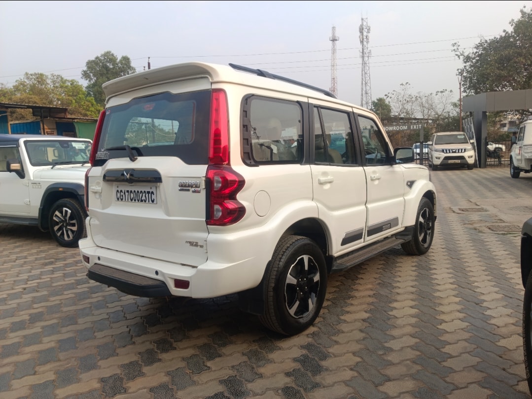 Used 2023 Mahindra Scorpio Classic Used 2023 Mahindra Scorpio Classic