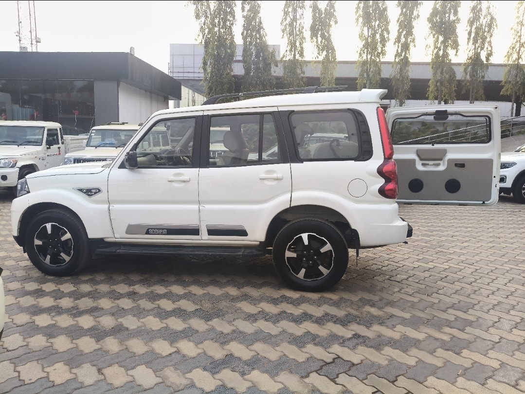 Used 2023 Mahindra Scorpio Classic Used 2023 Mahindra Scorpio Classic