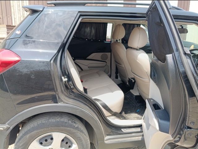 View Mahindra XUV300 Image 16 Used Mahindra XUV300 Image 16