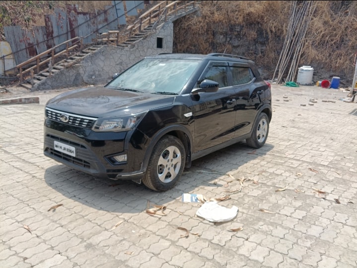 Used 2021 Mahindra XUV300 Used 2021 Mahindra XUV300