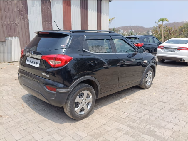 View Mahindra XUV300 Image 2 Used Mahindra XUV300 Image 2