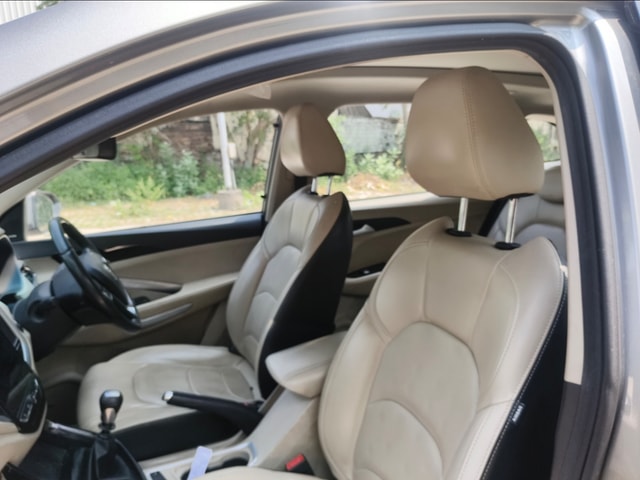 View MG Hector Image 11 Used MG Hector Image 11