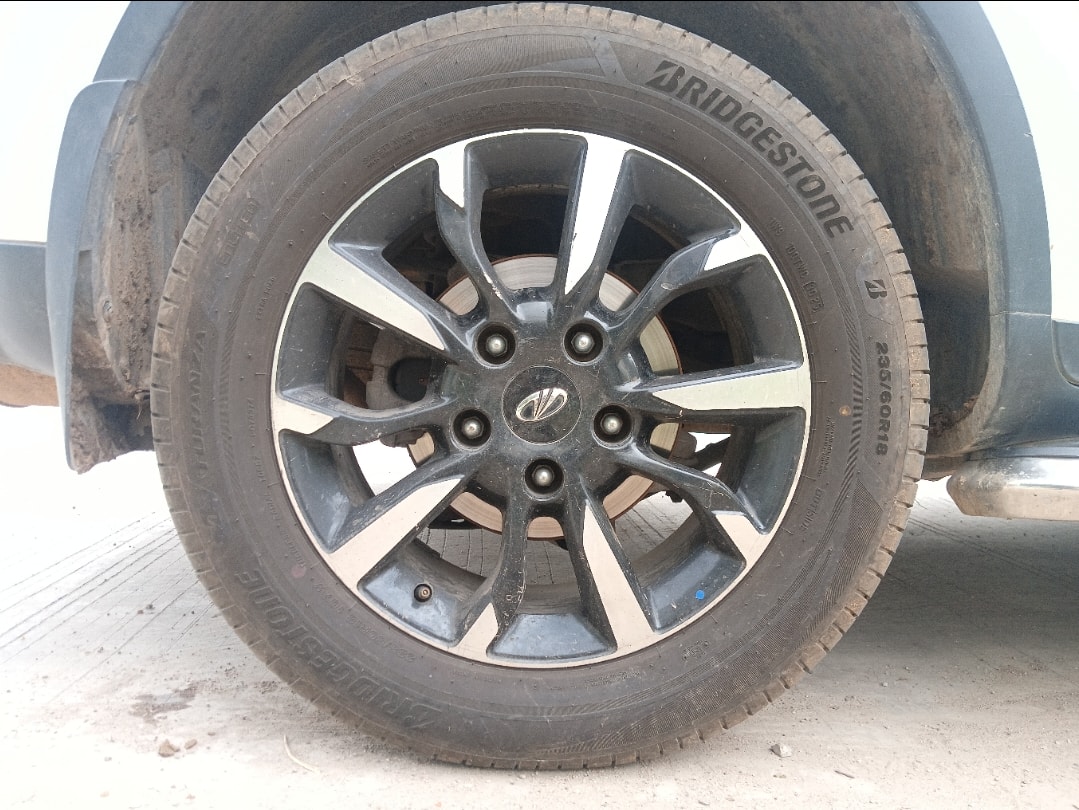 Used 2021 Mahindra XUV500 Used 2021 Mahindra XUV500