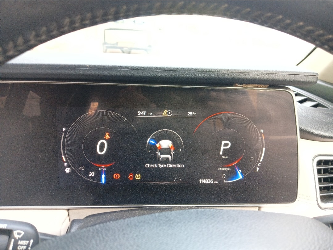 Used 2023 Mahindra XUV700 Used 2023 Mahindra XUV700