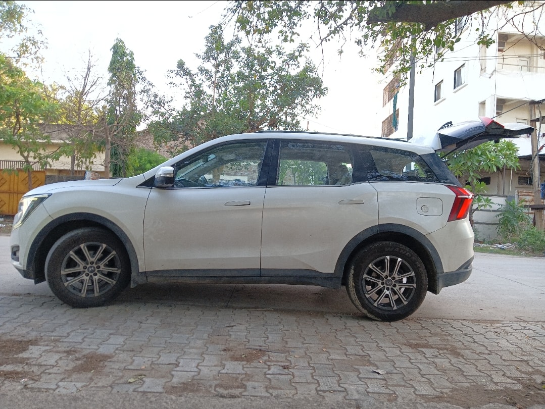 Used 2023 Mahindra XUV700 Used 2023 Mahindra XUV700
