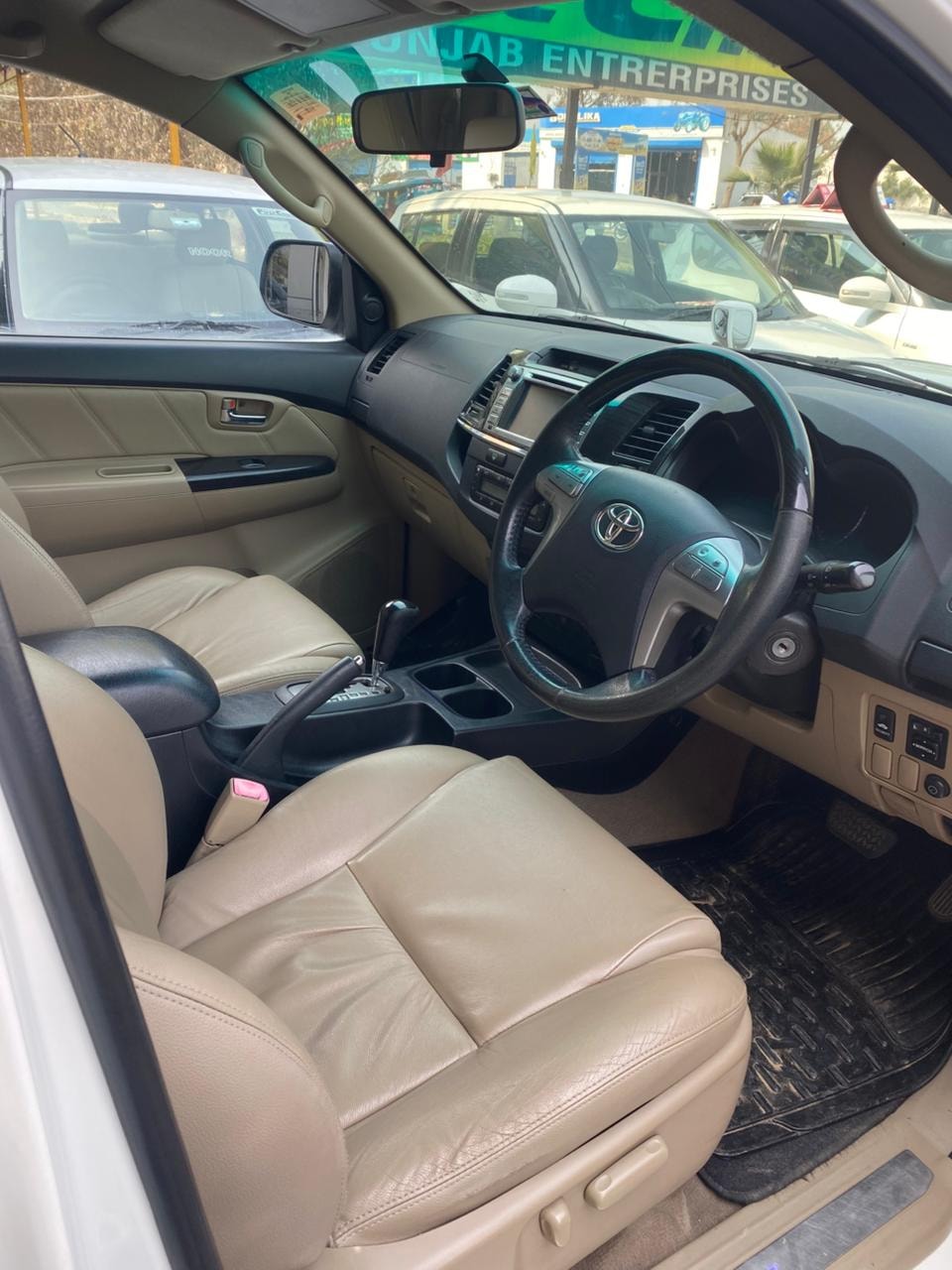 Used 2015 Toyota Fortuner Used 2015 Toyota Fortuner