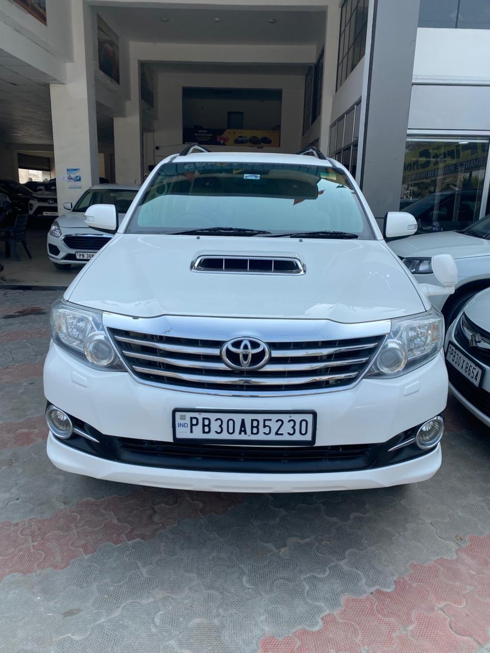 Used 2015 Toyota Fortuner Used 2015 Toyota Fortuner