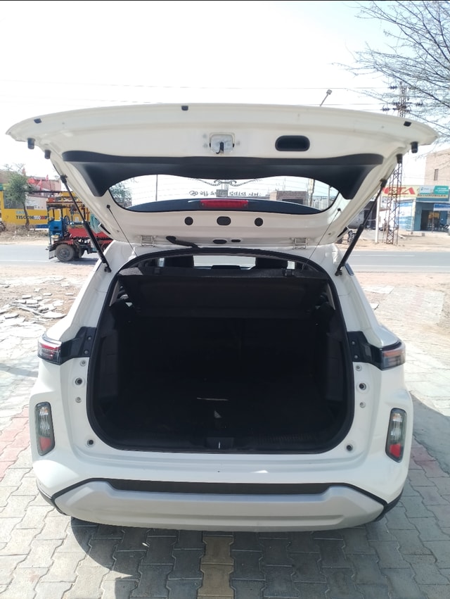 View Maruti Suzuki Grand Vitara Image 10 Used Maruti Suzuki Grand Vitara Image 10