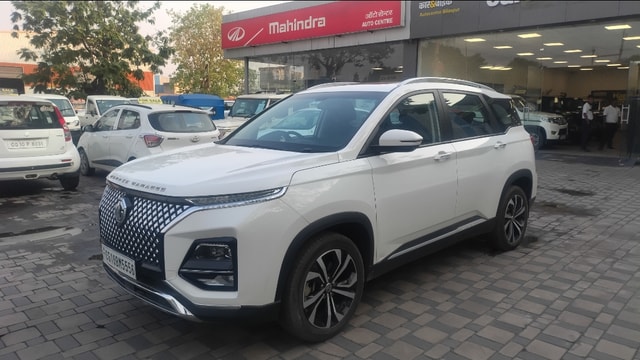 View MG Hector Plus Image 1 Used MG Hector Plus Image 1
