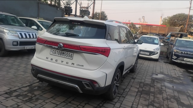 View MG Hector Plus Image 8 Used MG Hector Plus Image 8