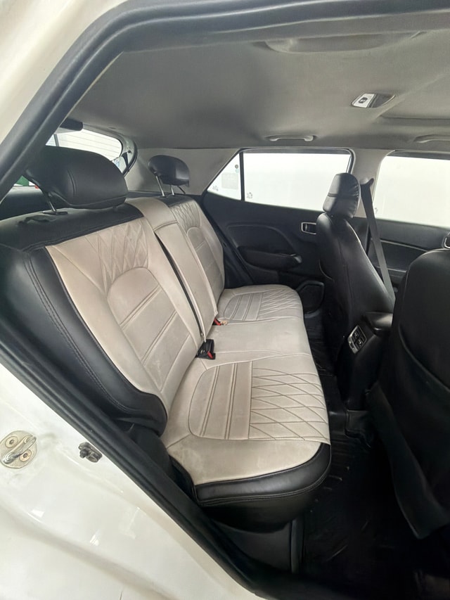 View Hyundai Venue Image 17 Used Hyundai Venue Image 17