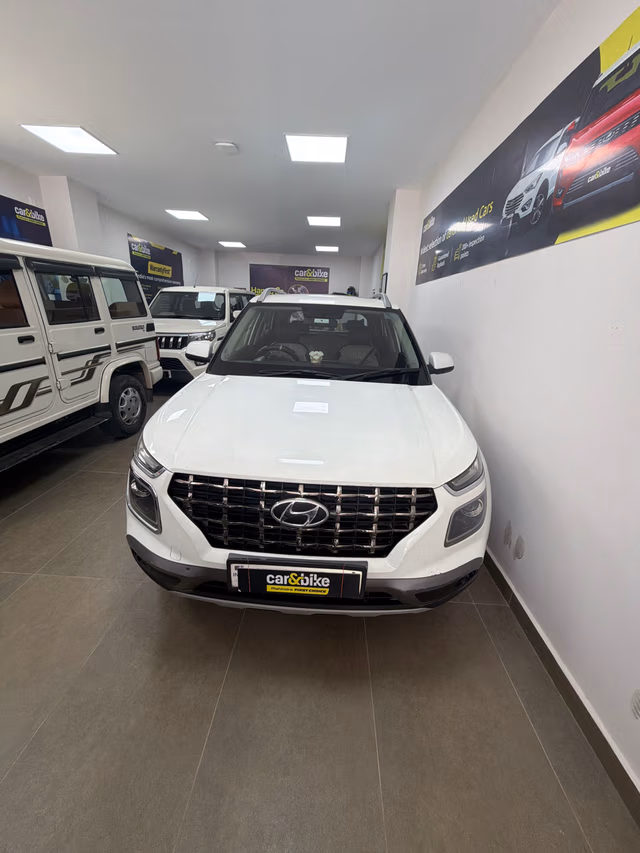 View Hyundai Venue Image 2 Used Hyundai Venue Image 2