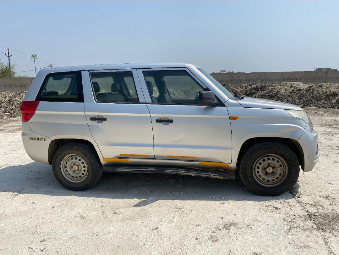 Used 2018 Mahindra TUV300 Plus Used 2018 Mahindra TUV300 Plus