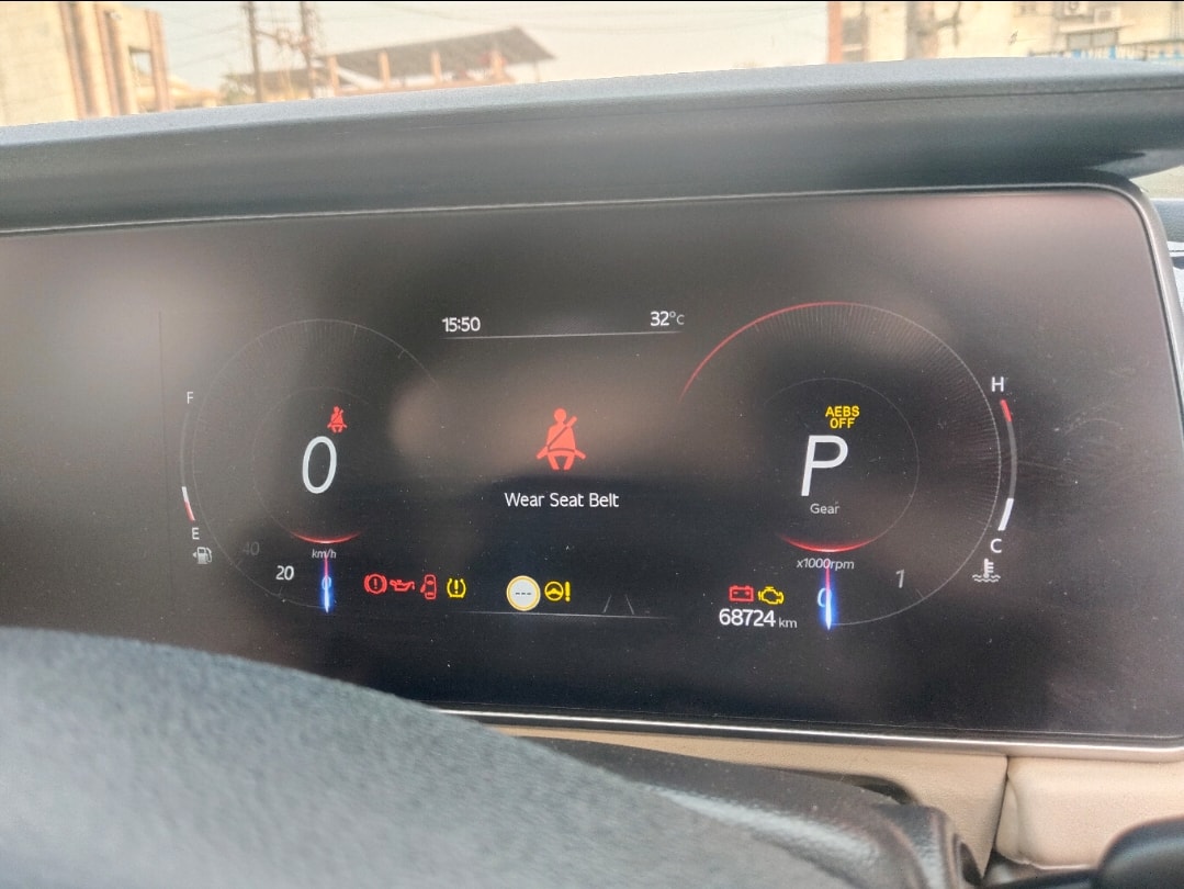 Used 2023 Mahindra XUV700 Used 2023 Mahindra XUV700