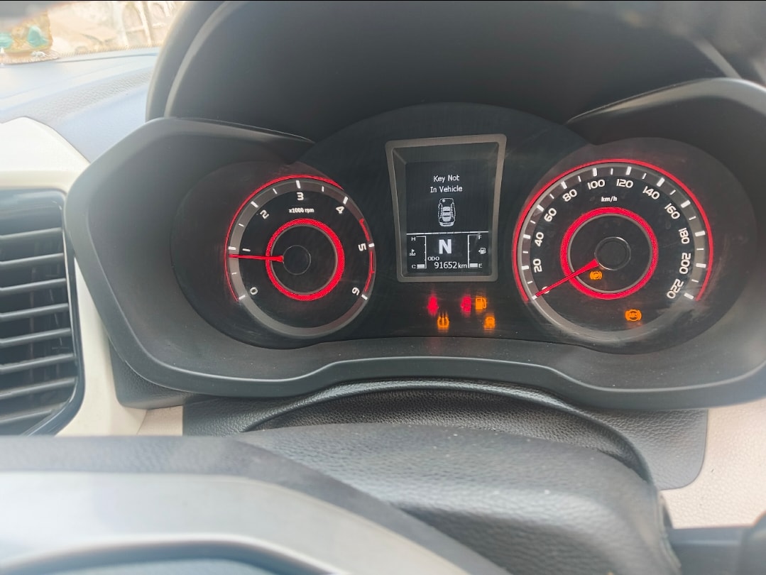 Used 2019 Mahindra XUV300 Used 2019 Mahindra XUV300