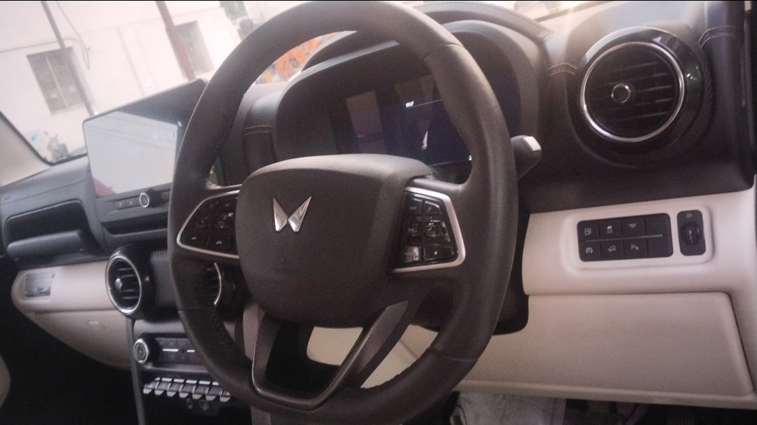 Used 2024 Mahindra Thar Roxx Used 2024 Mahindra Thar Roxx