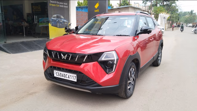 View Mahindra XUV 3XO Image 1 Used Mahindra XUV 3XO Image 1
