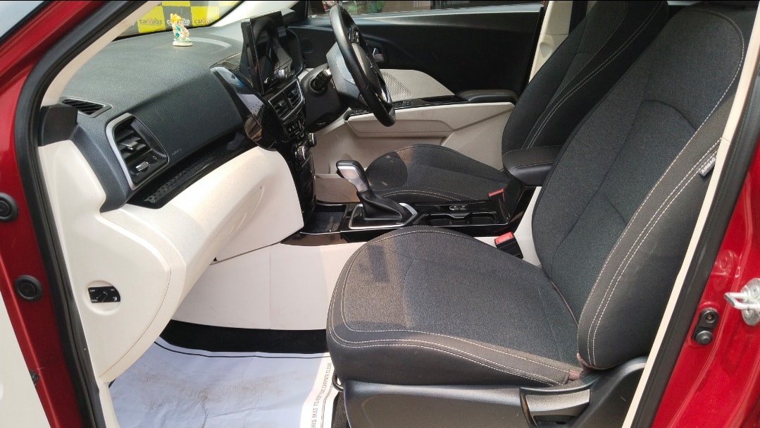 Used 2024 Mahindra XUV 3XO Used 2024 Mahindra XUV 3XO