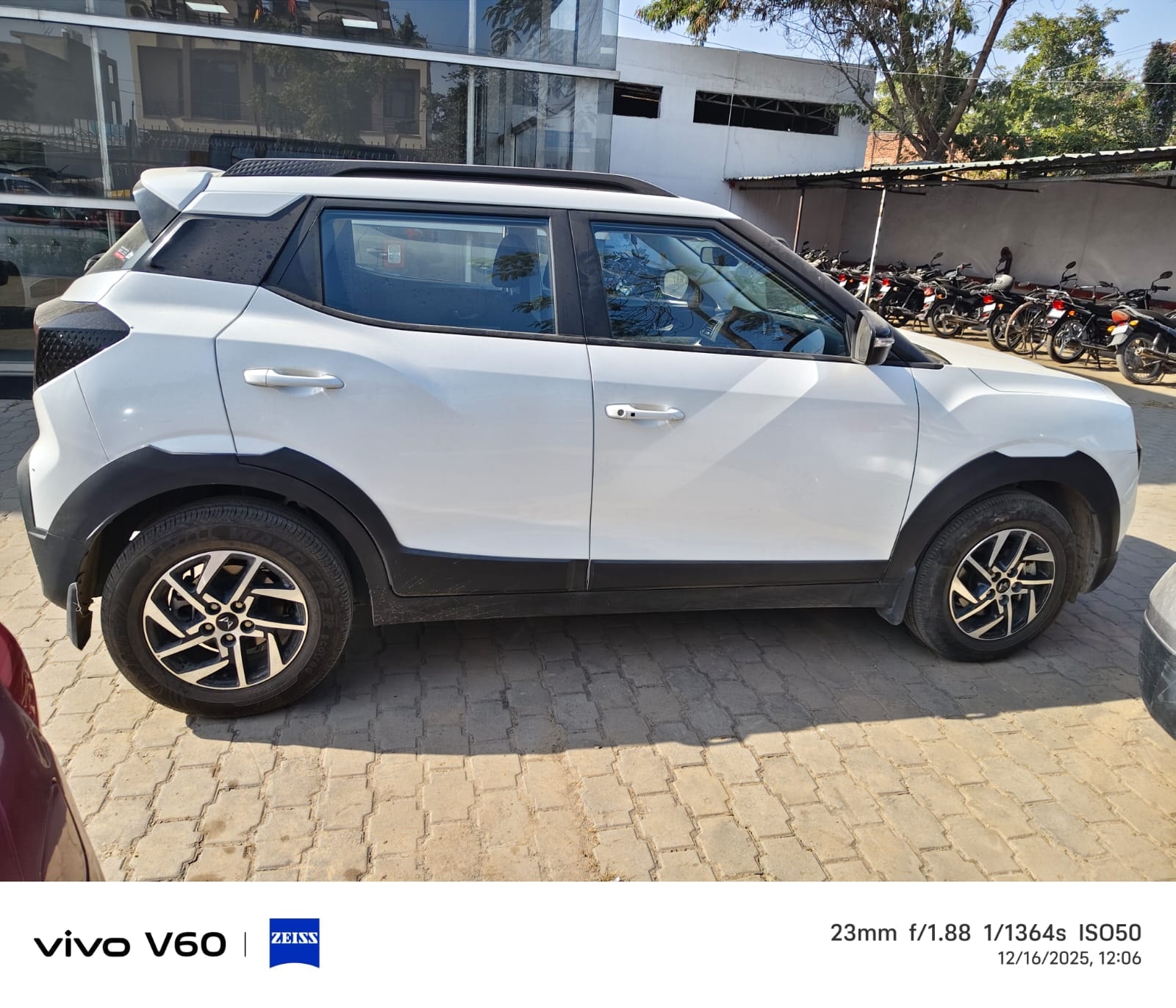 Used 2024 Mahindra XUV 3XO Used 2024 Mahindra XUV 3XO