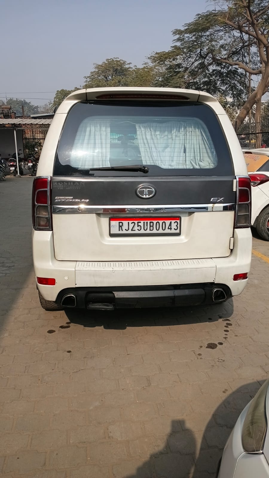 Used 2014 Tata Safari Storme Used 2014 Tata Safari Storme