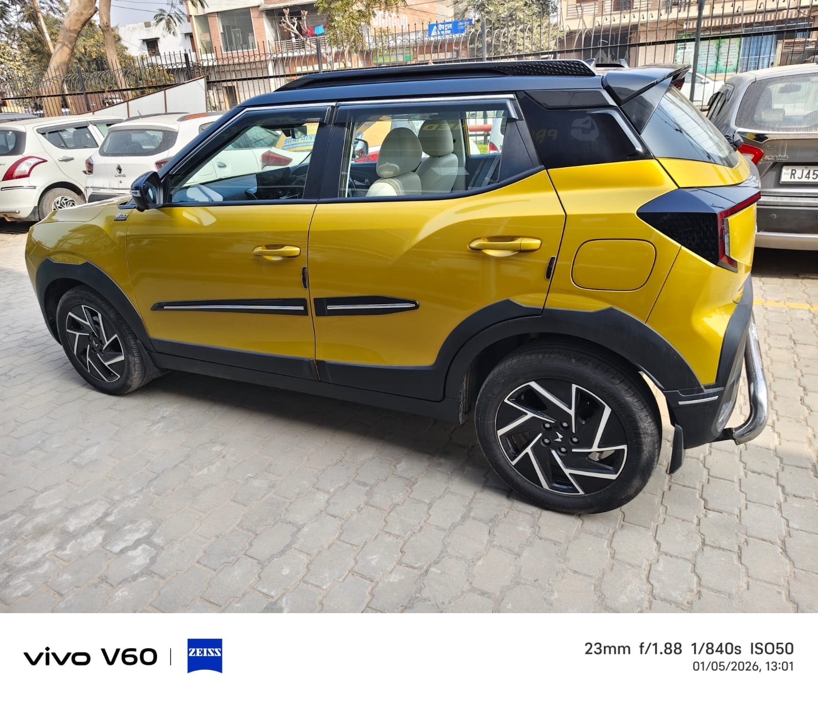 Used 2024 Mahindra XUV 3XO Used 2024 Mahindra XUV 3XO