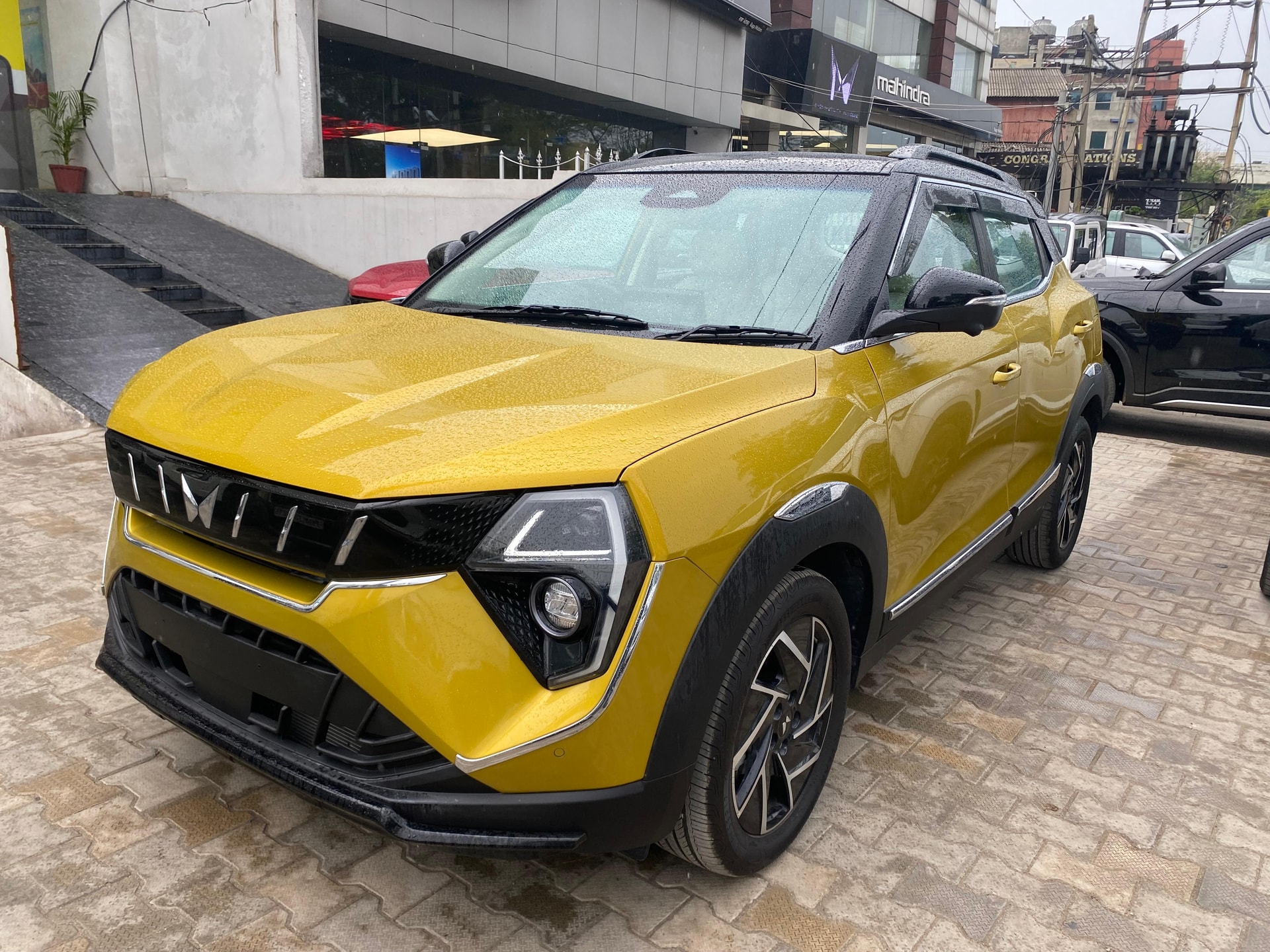 Used 2024 Mahindra XUV 3XO Used 2024 Mahindra XUV 3XO