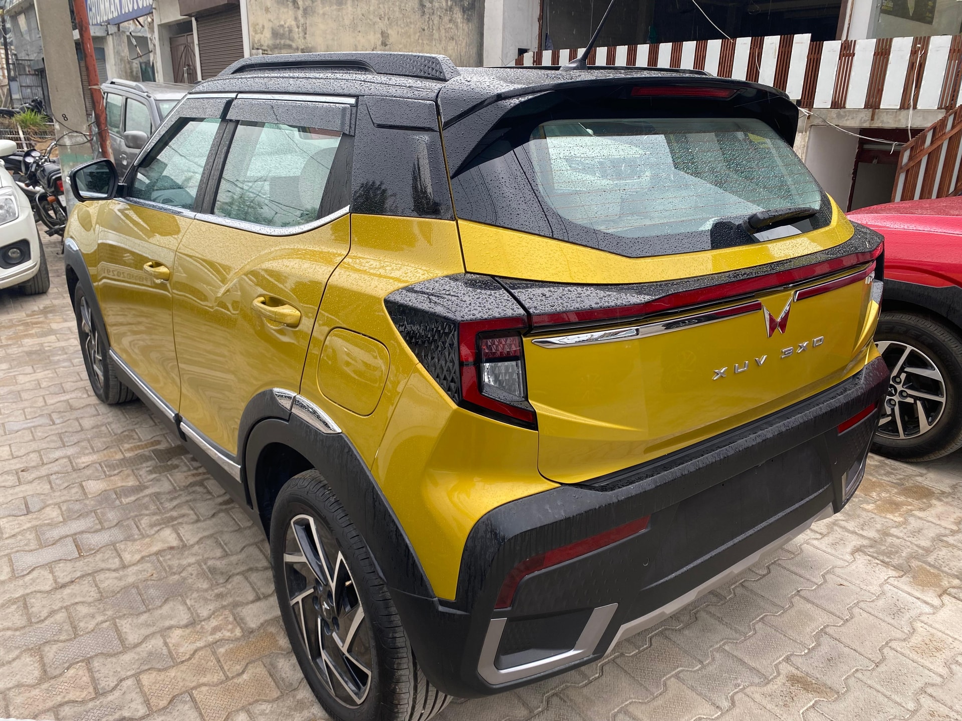 Used 2024 Mahindra XUV 3XO Used 2024 Mahindra XUV 3XO