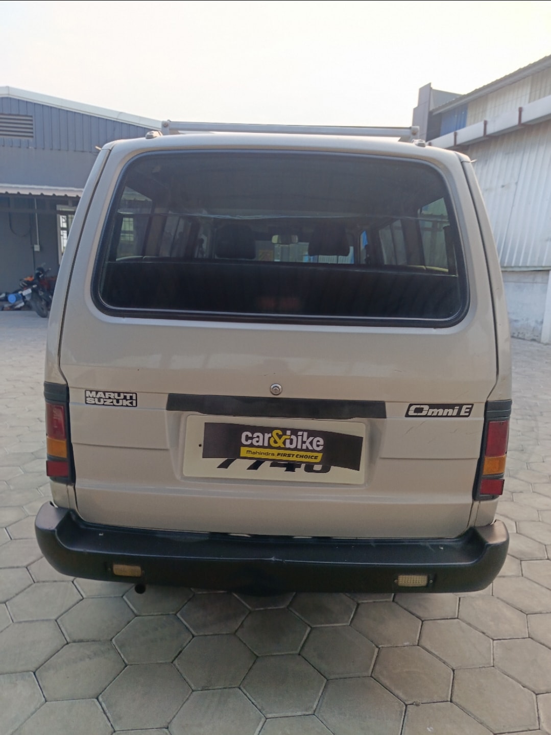 Used 2017 Maruti Suzuki Omni Used 2017 Maruti Suzuki Omni