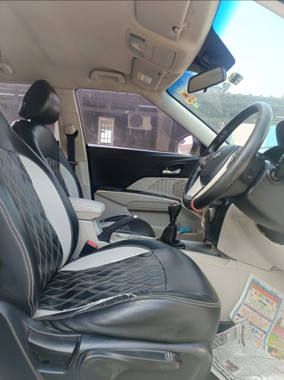 Used 2020 Mahindra XUV300 Used 2020 Mahindra XUV300