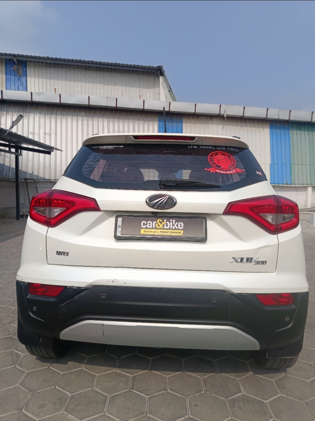 Used 2020 Mahindra XUV300 Used 2020 Mahindra XUV300