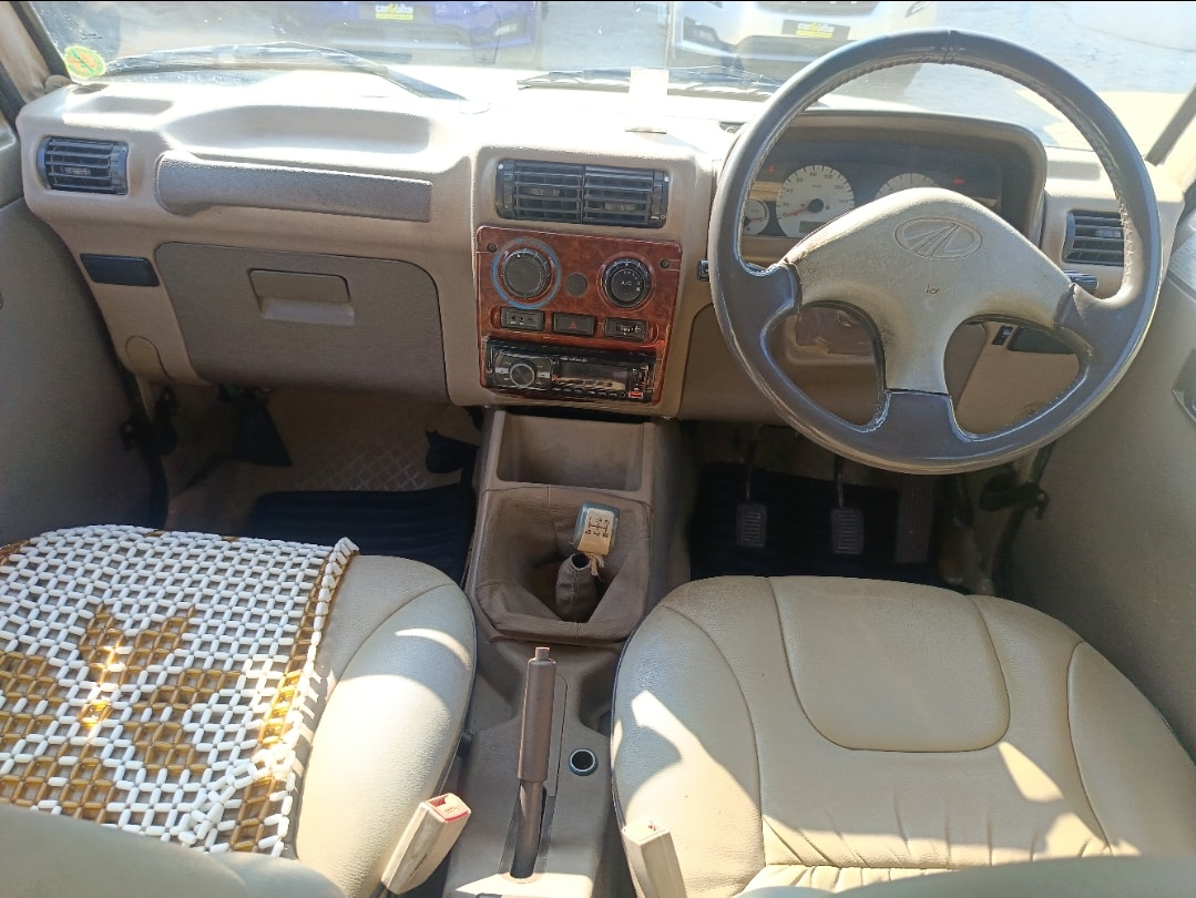 Used 2011 Mahindra Bolero Used 2011 Mahindra Bolero