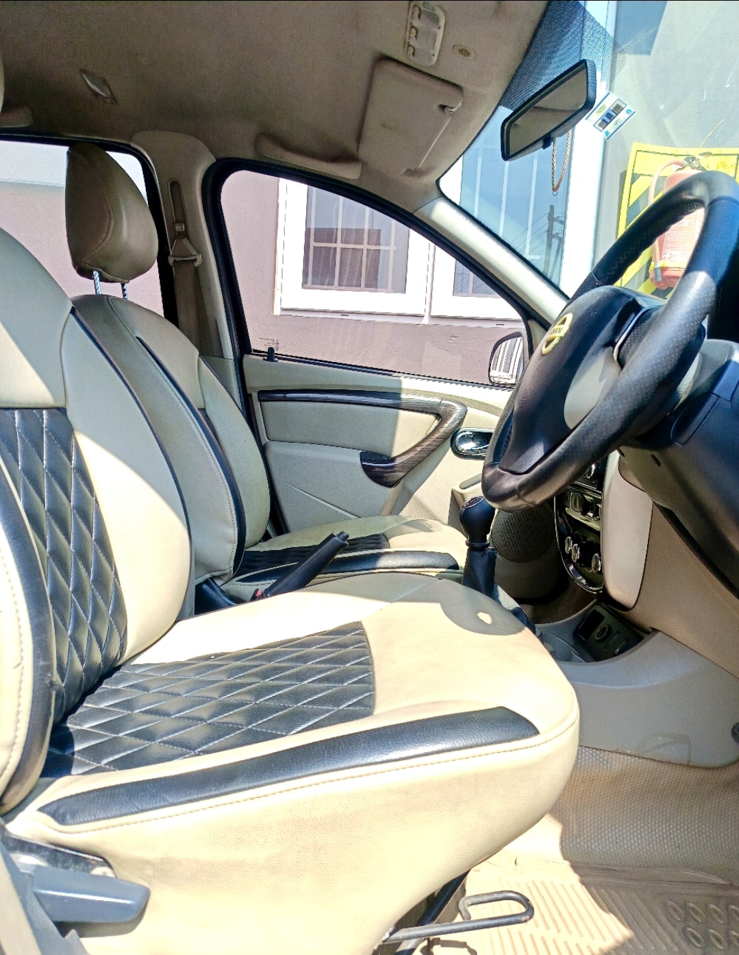 Used 2013 Nissan Terrano Used 2013 Nissan Terrano