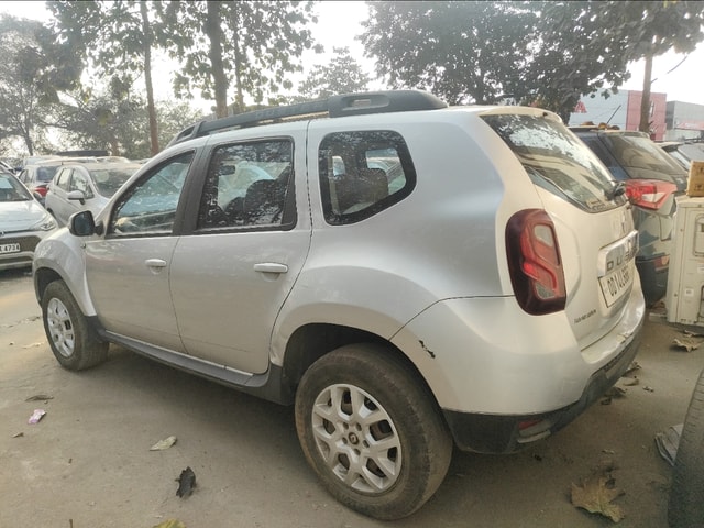 View Renault Duster Image 6 Used Renault Duster Image 6