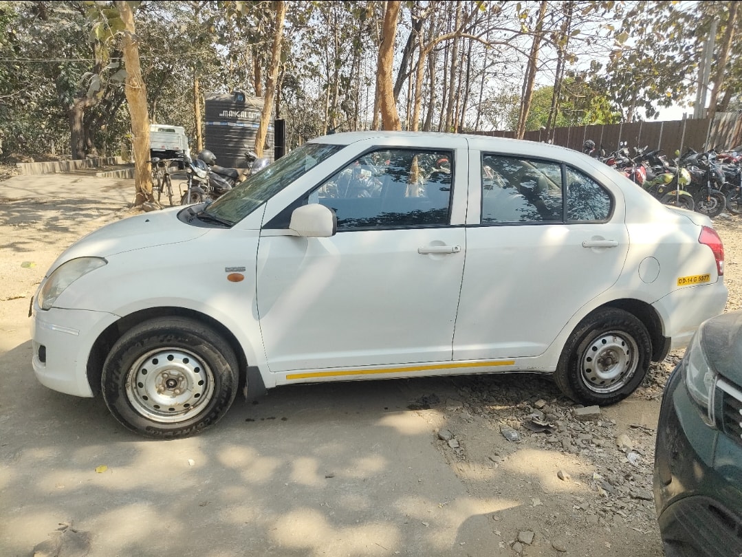 Used 2015 Maruti Suzuki Swift DZire Used 2015 Maruti Suzuki Swift DZire