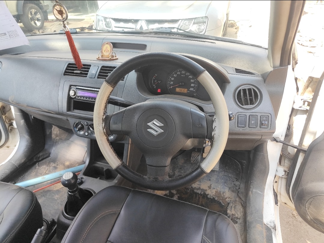 Used 2015 Maruti Suzuki Swift DZire Used 2015 Maruti Suzuki Swift DZire