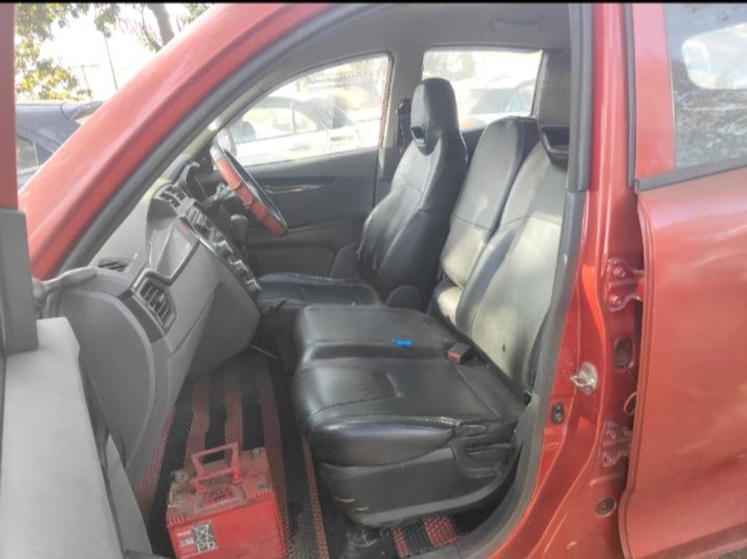 Used 2018 Mahindra KUV100 Used 2018 Mahindra KUV100