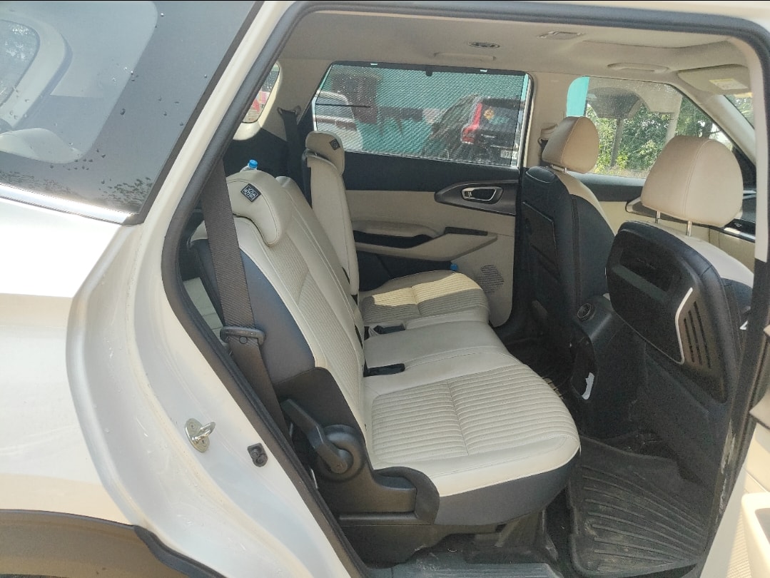 Used 2025 Kia Carens Clavis Used 2025 Kia Carens Clavis