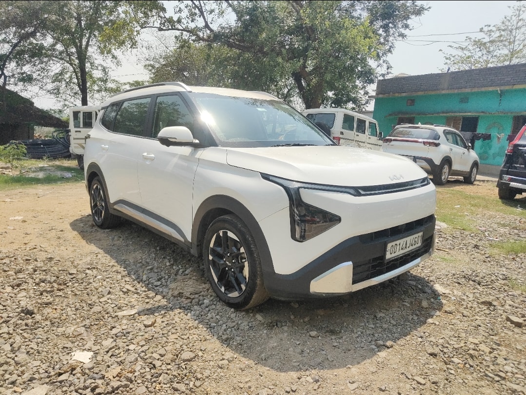 Used 2025 Kia Carens Clavis Used 2025 Kia Carens Clavis